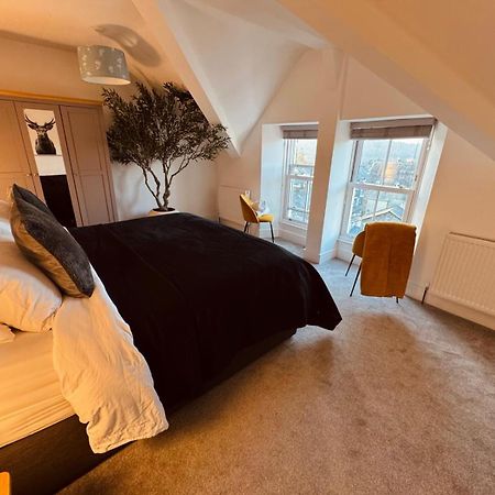 Lola'S Loft With Lake Views - Central Bowness - Pet Friendly Exterior photo